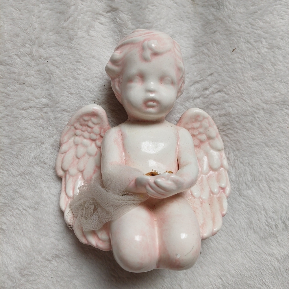 Pastel Pink Angel/Cherub Figurine - Picture 2 of 9